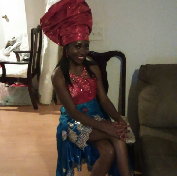 Clothes - Picture 6 of 8